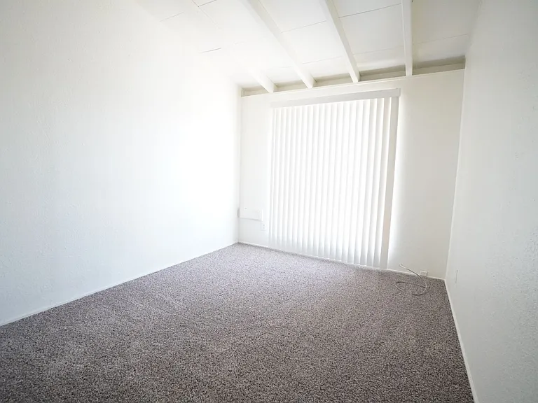 6548 Stoneman Dr — Photo 13