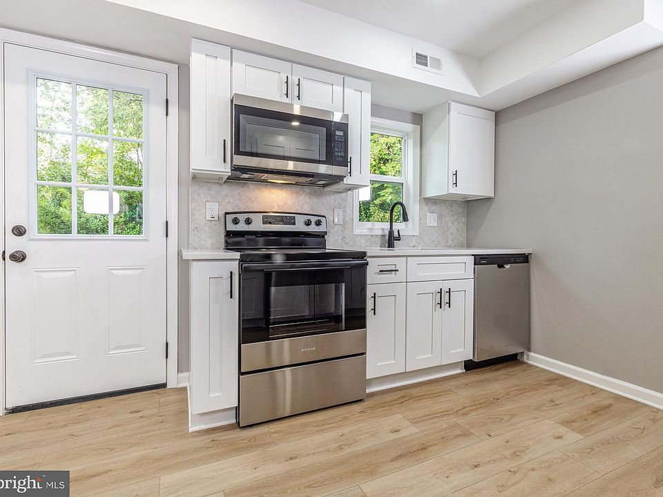 15 Parish Ln Willingboro NJ Zillow