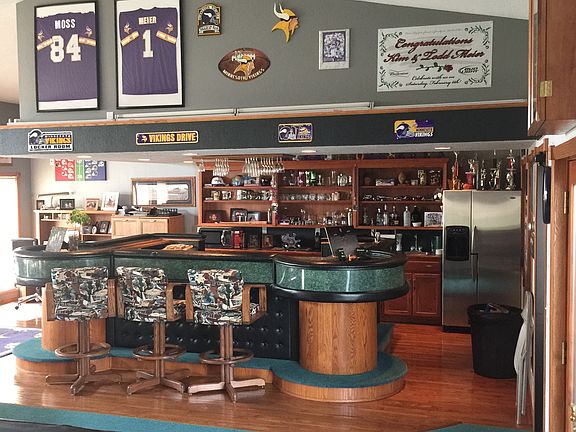 Great room bar