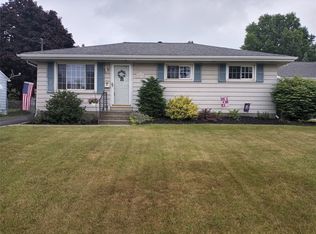 2073 E 38th St, Erie, PA 16510