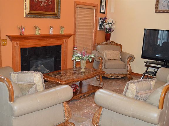 5th image of 6448 Armstrong Dr