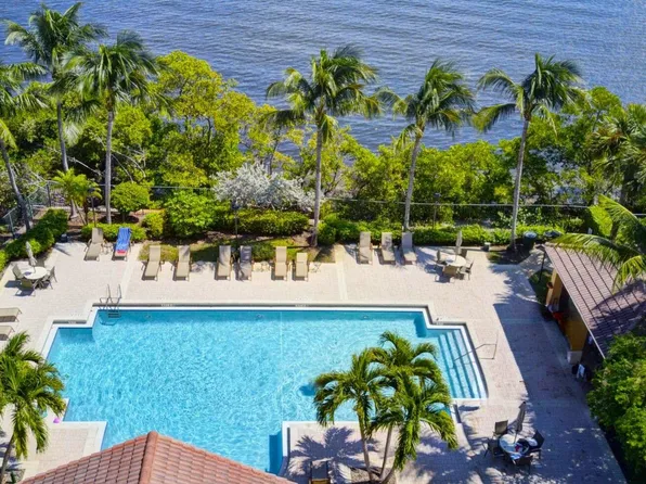 500 Scotia Drive #206, Hypoluxo, FL 33462