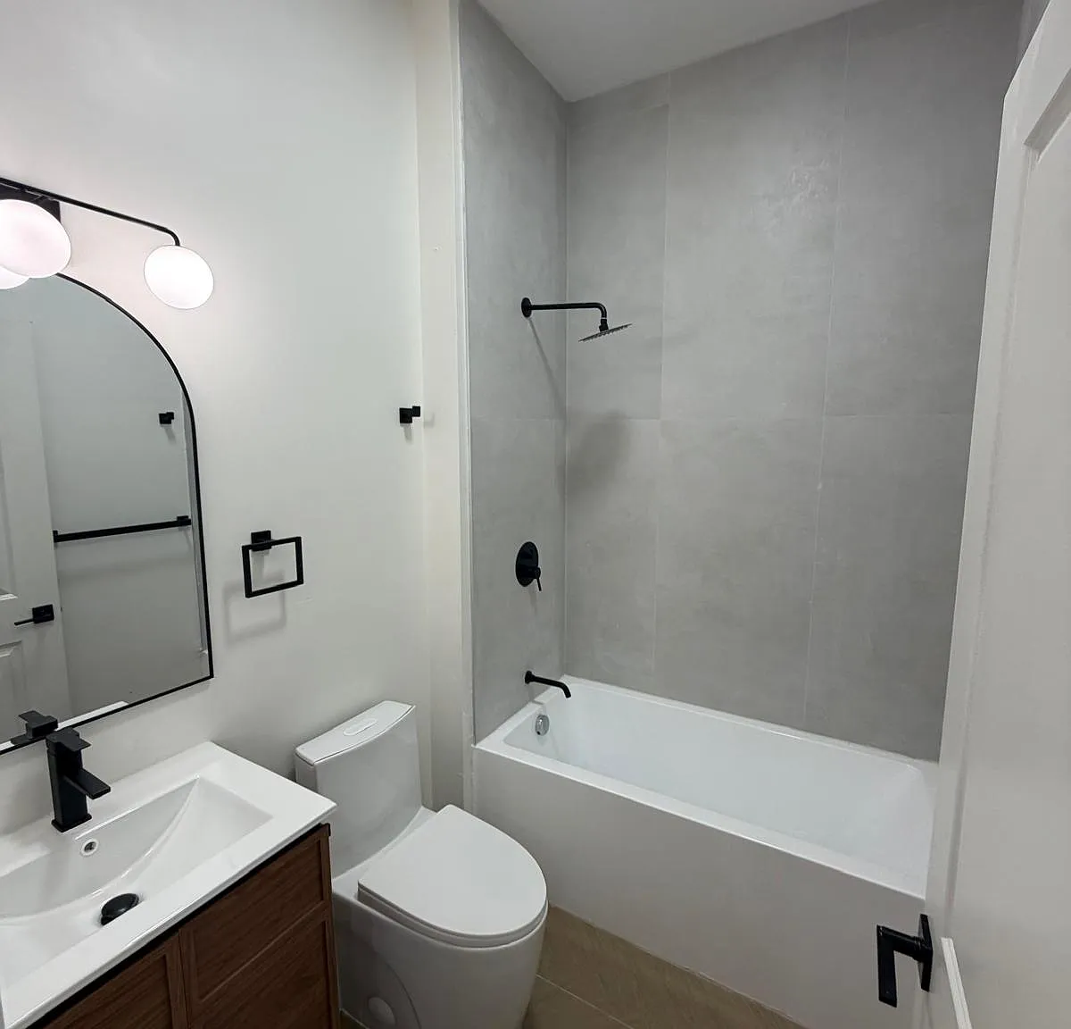 67 Lincoln Park — Photo 2