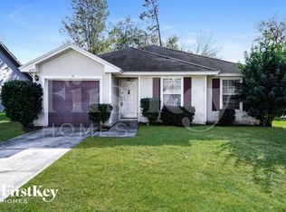 470 N Moby Dick Dr, Jacksonville, FL 32218