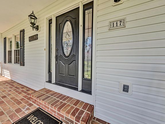 5th image of 117 Baymeadow Ln