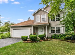 1830 Springside Dr, Crest Hill, IL 60403