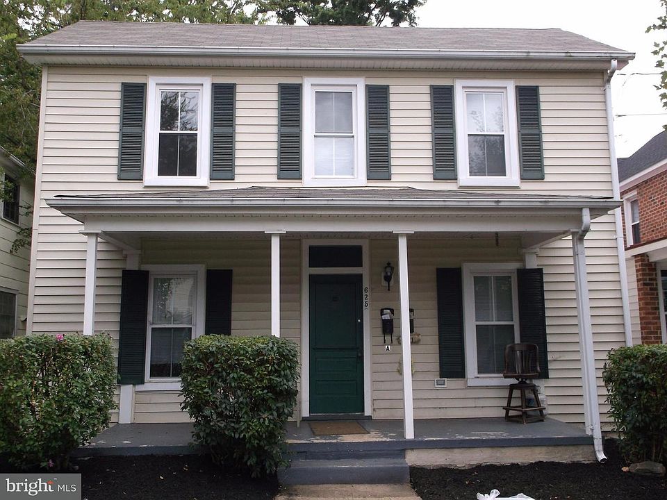 1st image of 625 Wolfe St #B