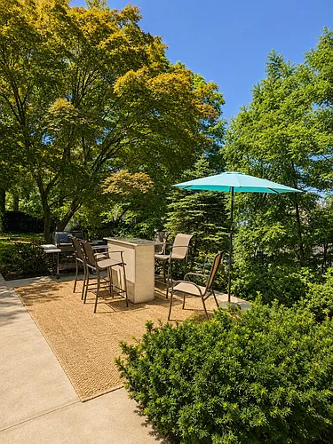 75 Fairview Ave #1 Photo 1