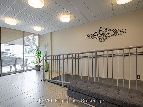 4th image of 215 Glenridge Ave #809