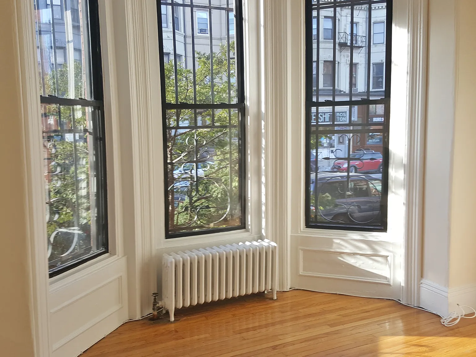 Studio, 345 sqft, $2,495 — Photo 3