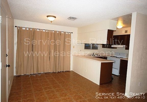 5th image of 1109 W Campo Bello Dr