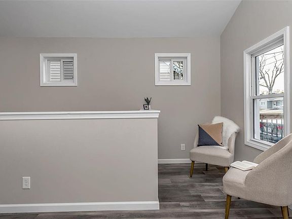 4th image of 3434 Sims Ave