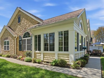 170 Stonybrook Way Unit 170, South Hadley, MA, 01075