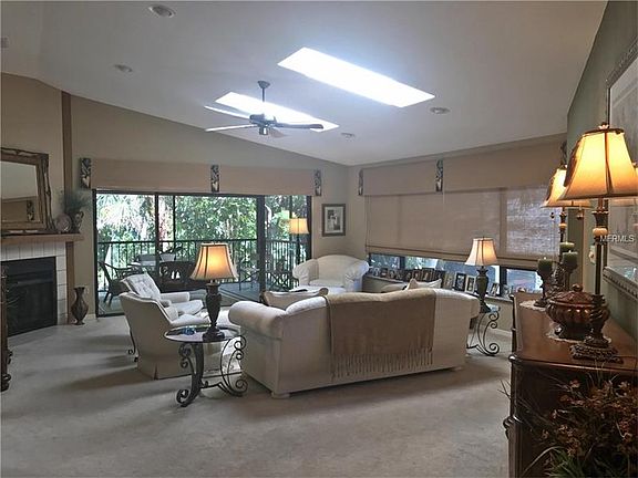 3rd image of 4905 Commonwealth Dr