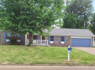 6085 Ivanhoe Rd, Memphis, TN 38134