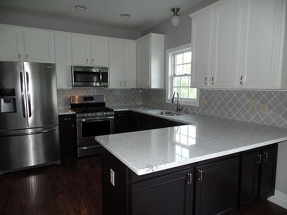 2nd image of 5490 Pine Valley Dr