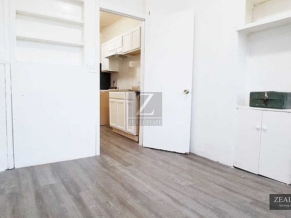 5th image of 369 5th Ave #4L