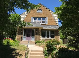 6020 W Wells St, Wauwatosa, WI 53213