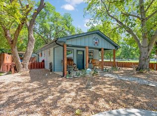 1000 S 4th St, Bonham, TX 75418