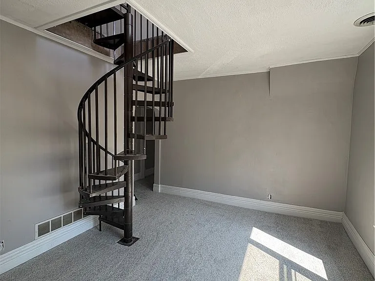 590 Richmond Ave #4 — Photo 5