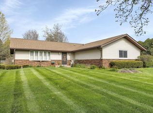 408 Jean St, Gilberts, IL 60136