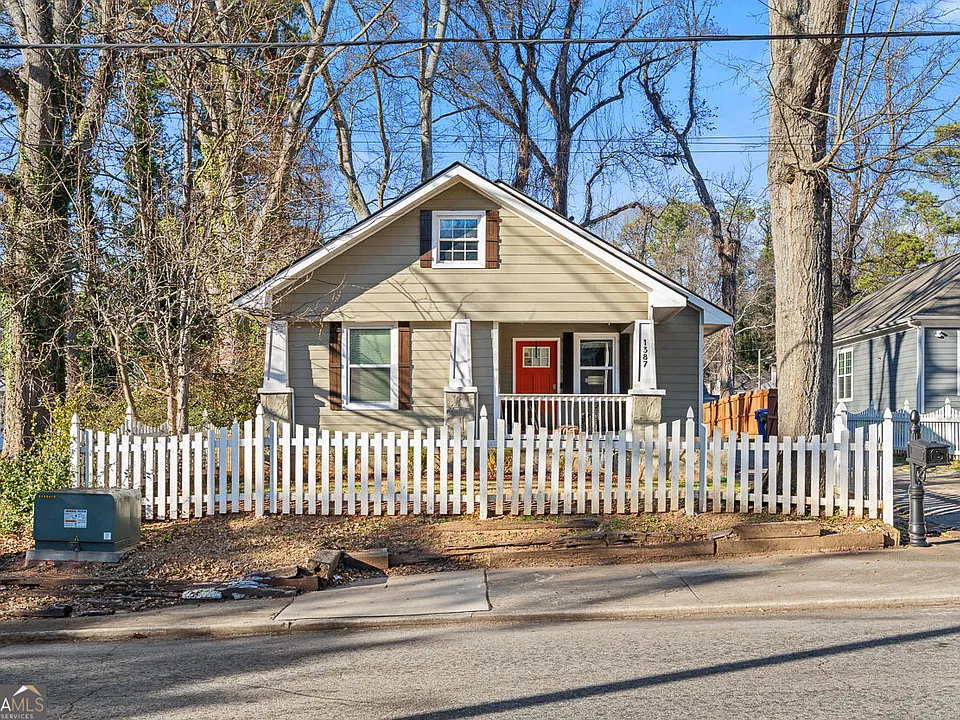1387 Avon Ave SW