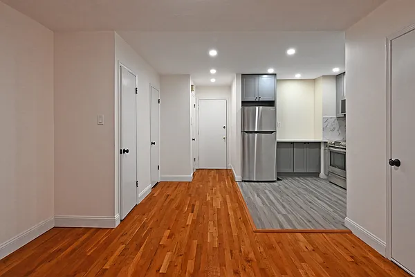 Rented by Modern Spaces | media 3