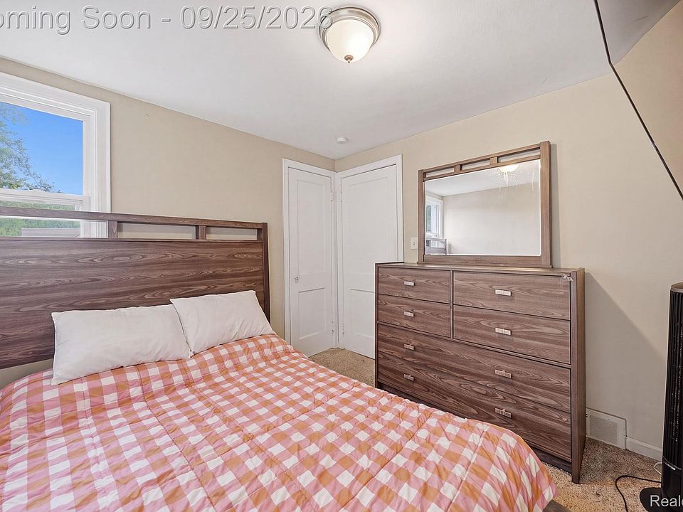 17580 Dorset Ave, photo 26