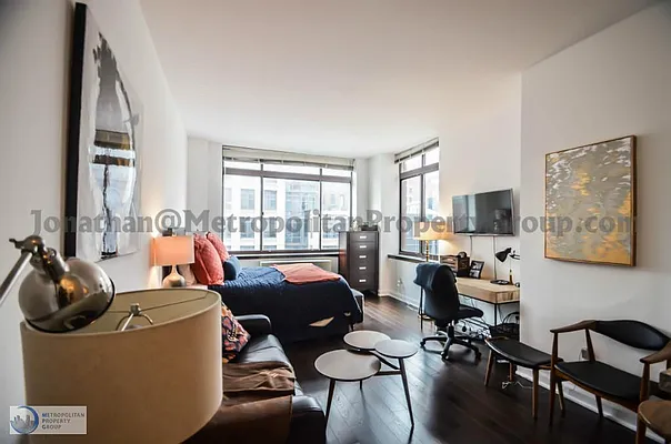 Rented by Metropolitan Property Group | media 18