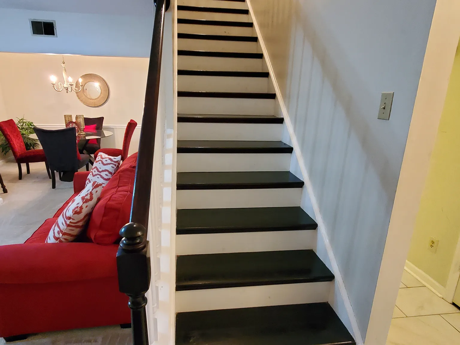 3 bed, 1.5 bath, 1151 sqft, $1,550 — Photo 4