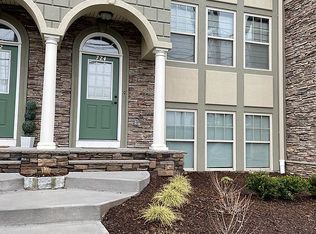 724 Green Ln, Union, NJ 07083