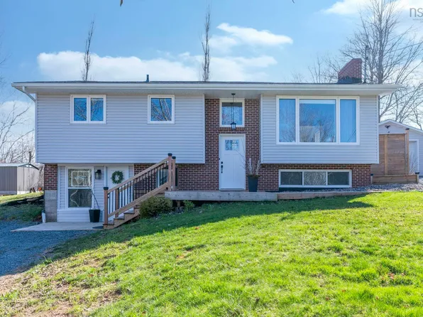 13 Logan Dr, Lantz, NS B2S 1N2