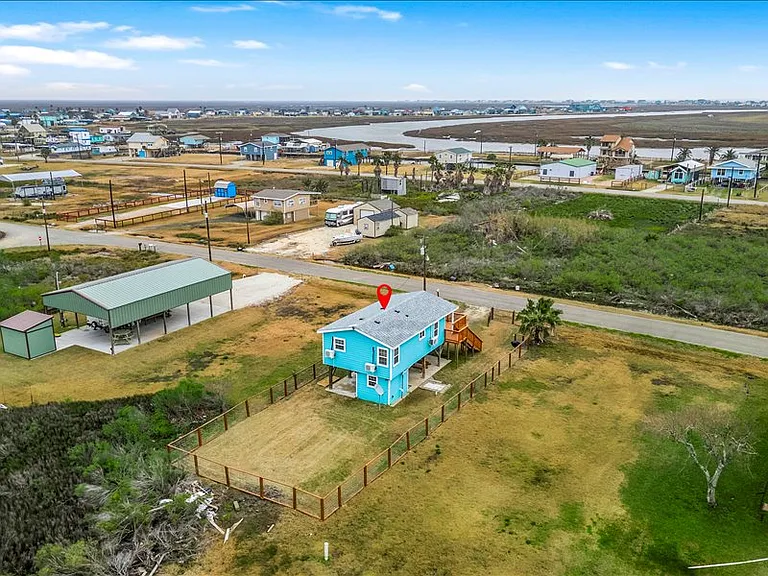 252 Flamingo St — Photo 37
