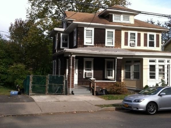 255 Hollywood Dr
