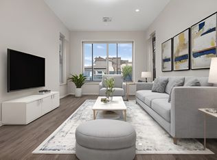 1739 W Beach Ave #2, Chicago, IL 60622
