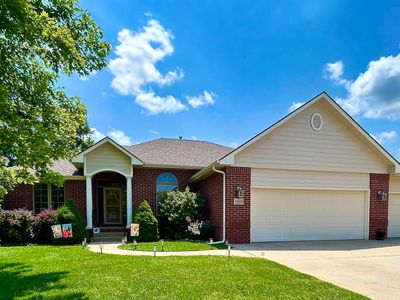 1103 Barberry Dr, Hutchinson, KS, 67502