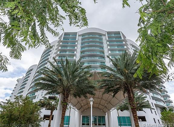 2nd image of 7900 Harbor Island Dr APT 724