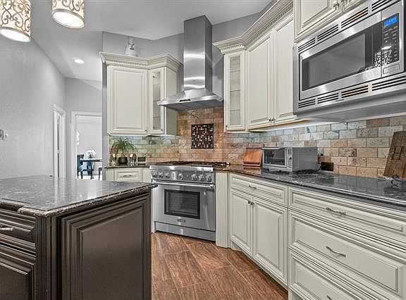 4th image of 1208 Thimbleberry Dr
