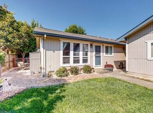 3335 Warbler Pl, Santa Rosa, CA 95403
