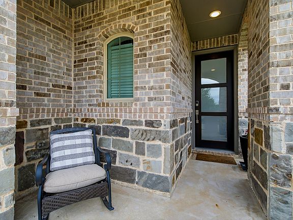 5th image of 3529 Tulip Dr
