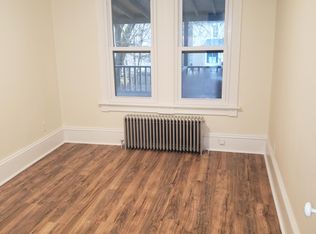 512 Scott St, Stroudsburg, PA 18360