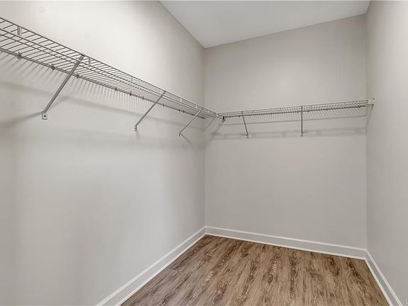 5th image of 5712 Main St #250