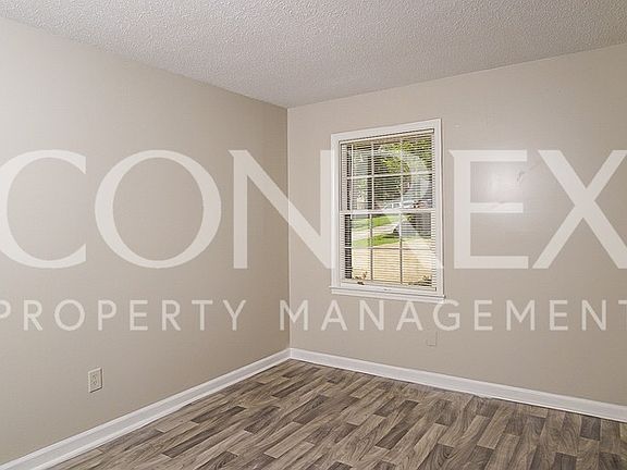 5th image of 2500 Glen Echo Cir SE