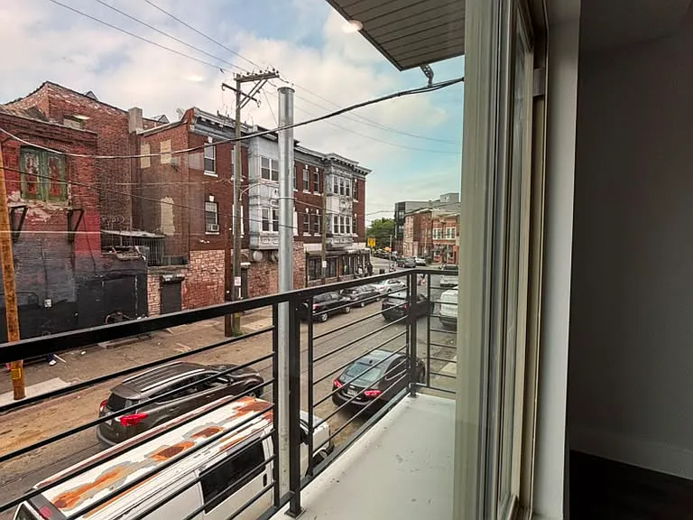 675 N 41st St #3 — Photo 3