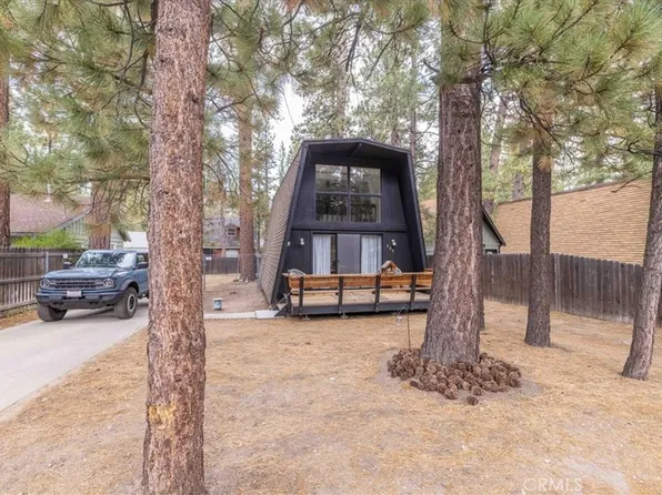 909 W Rainbow Blvd, Big Bear City, CA 92314