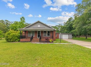 1703 Burgaw Hwy, Jacksonville, NC 28540