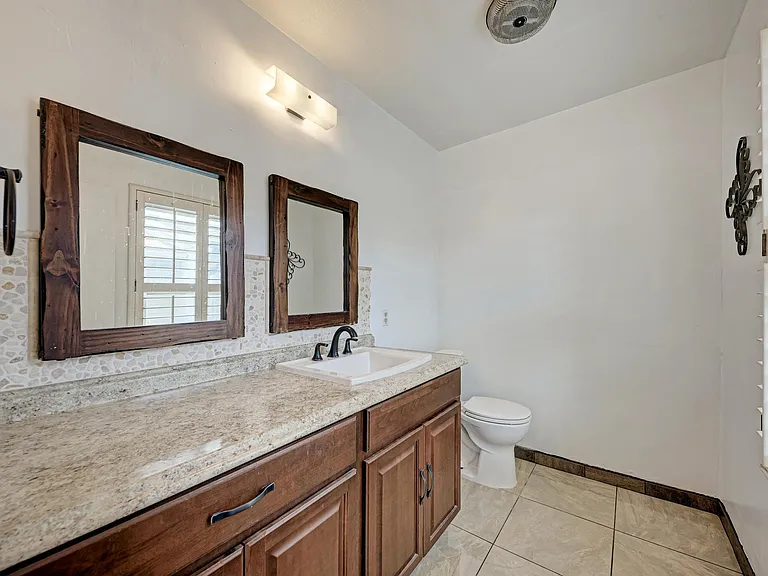 7917 Parliament Pl — Photo 17