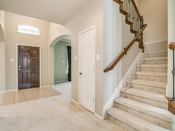 5th image of 3107 Caddo Ln