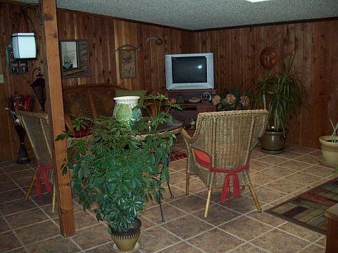 3rd image of 1312 E 51st St