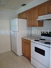 2nd image of 484 Picwood Ct